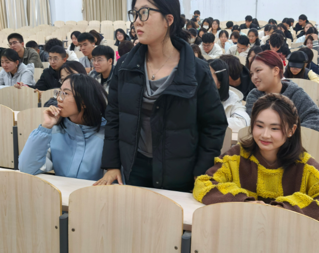 将以教育研究中心建造为重要抓手坚持高位策划体系推动